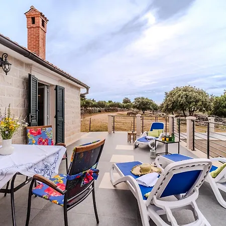 Holiday home Horizont *